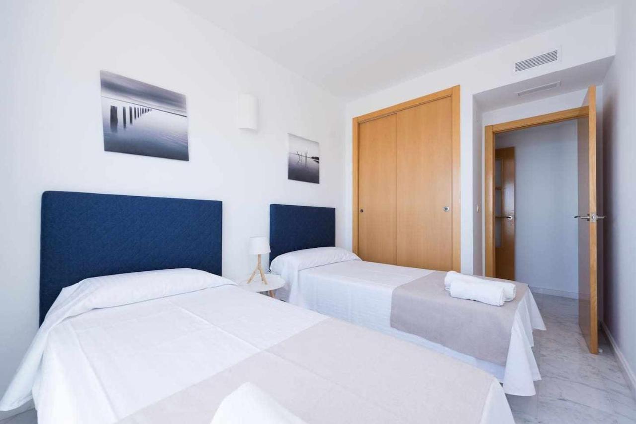 Skyline 9 Apartamento De 2 Dormitorios Soleado Con Terraza Privada เบนิดอร์ม ภายนอก รูปภาพ